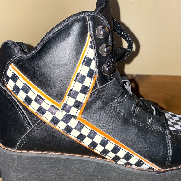 YRU Qozmo Checker Black & White Platform Sneaker - Picture 7 of 7
